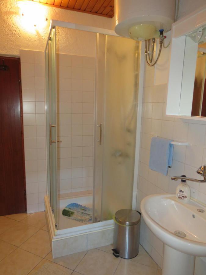Guest House Ruza Korenica Zewnętrze zdjęcie